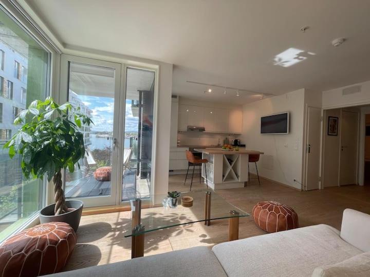 Apartment Exclusive Apartment, Sea View To Fjord, Located On Water In Center
